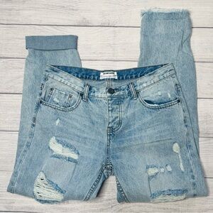 One By One Teaspoon Womens Jeans Awesome Baggies Distressed Light Wash SIZE 28